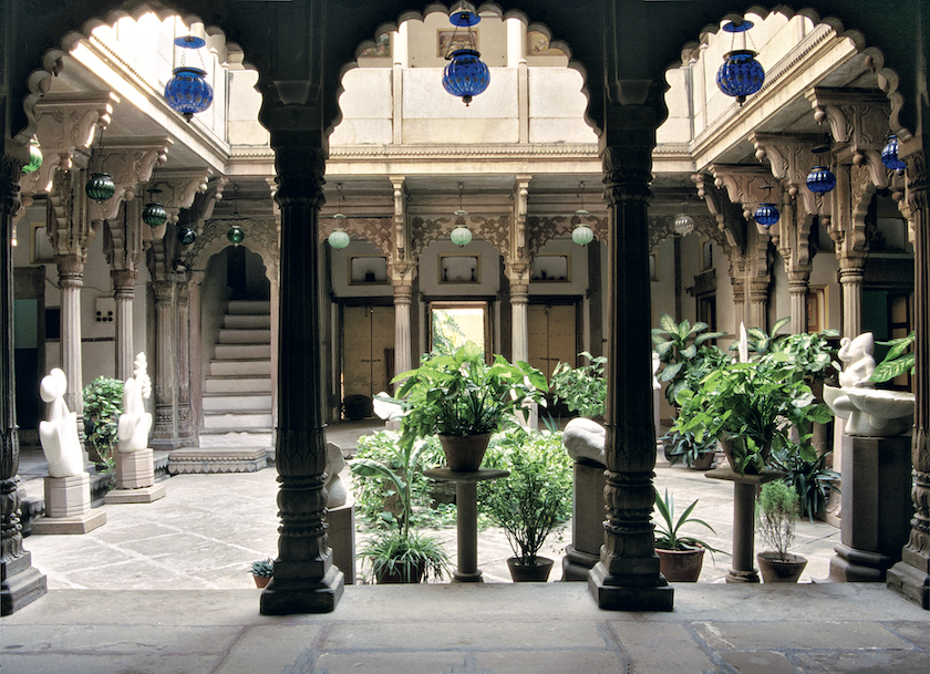 Varanasi, Haveli Courtyard